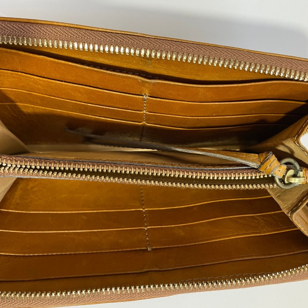 Chloe Zippy Wallet - Picture 4 of 7